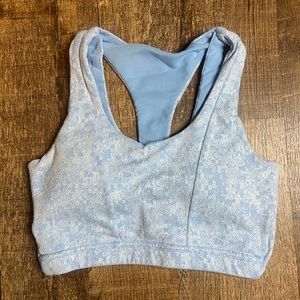 GYMSHARK FLEUR TEXTURE SPORTS BABY BLUE DISCONTINUED LIKE NEW!